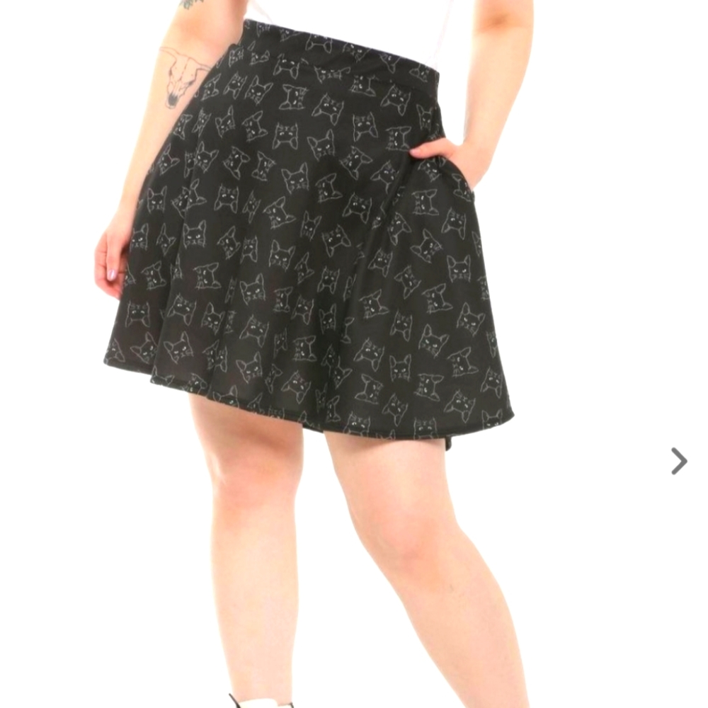 Torrid black skirt